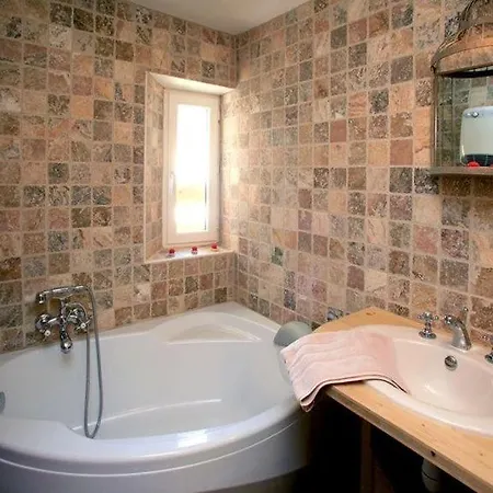 Hébergement de vacances Le Des Faucons